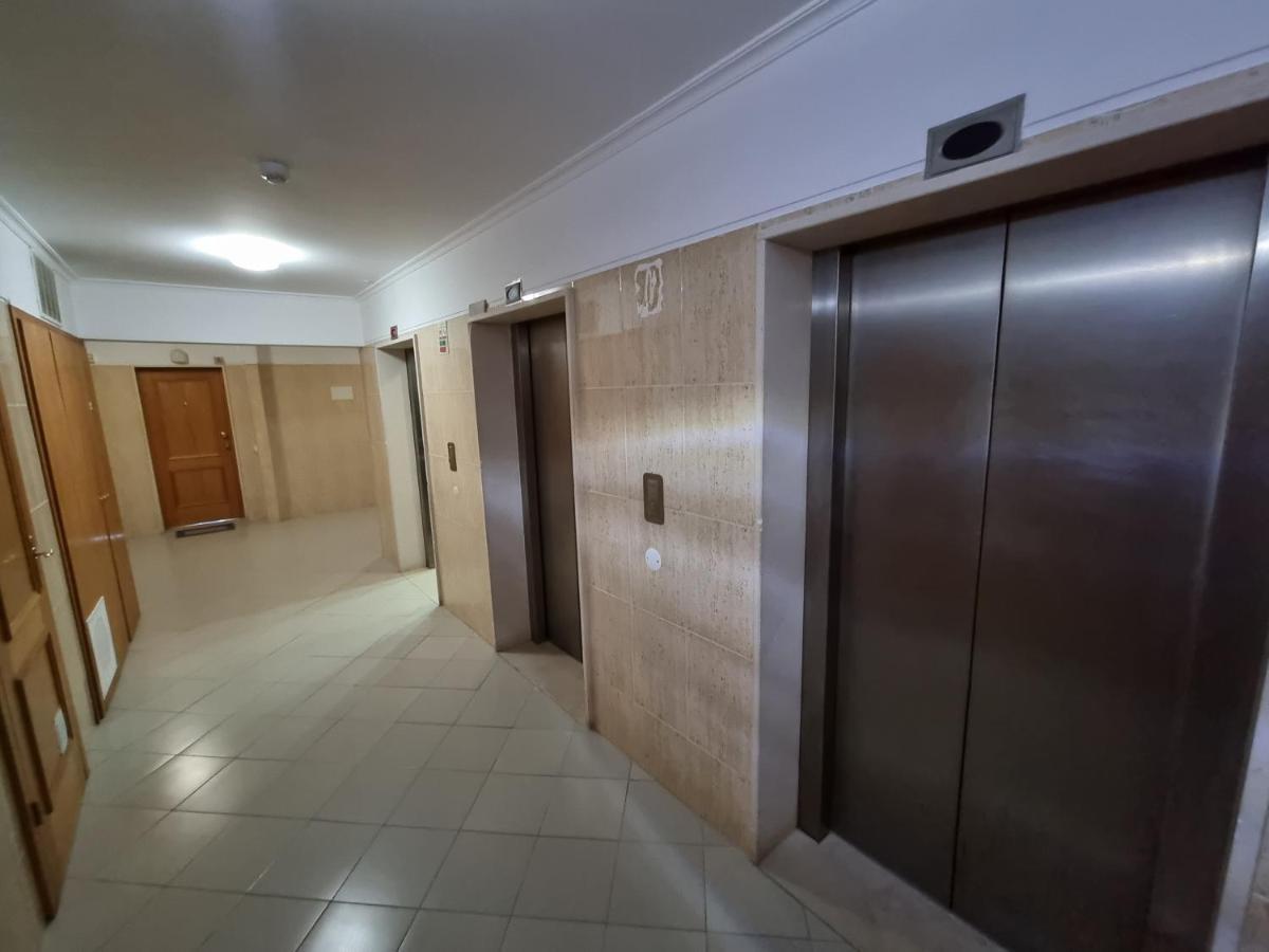 Apartamento Encantador Na Praia Da Rocha Portimao Bagian luar foto